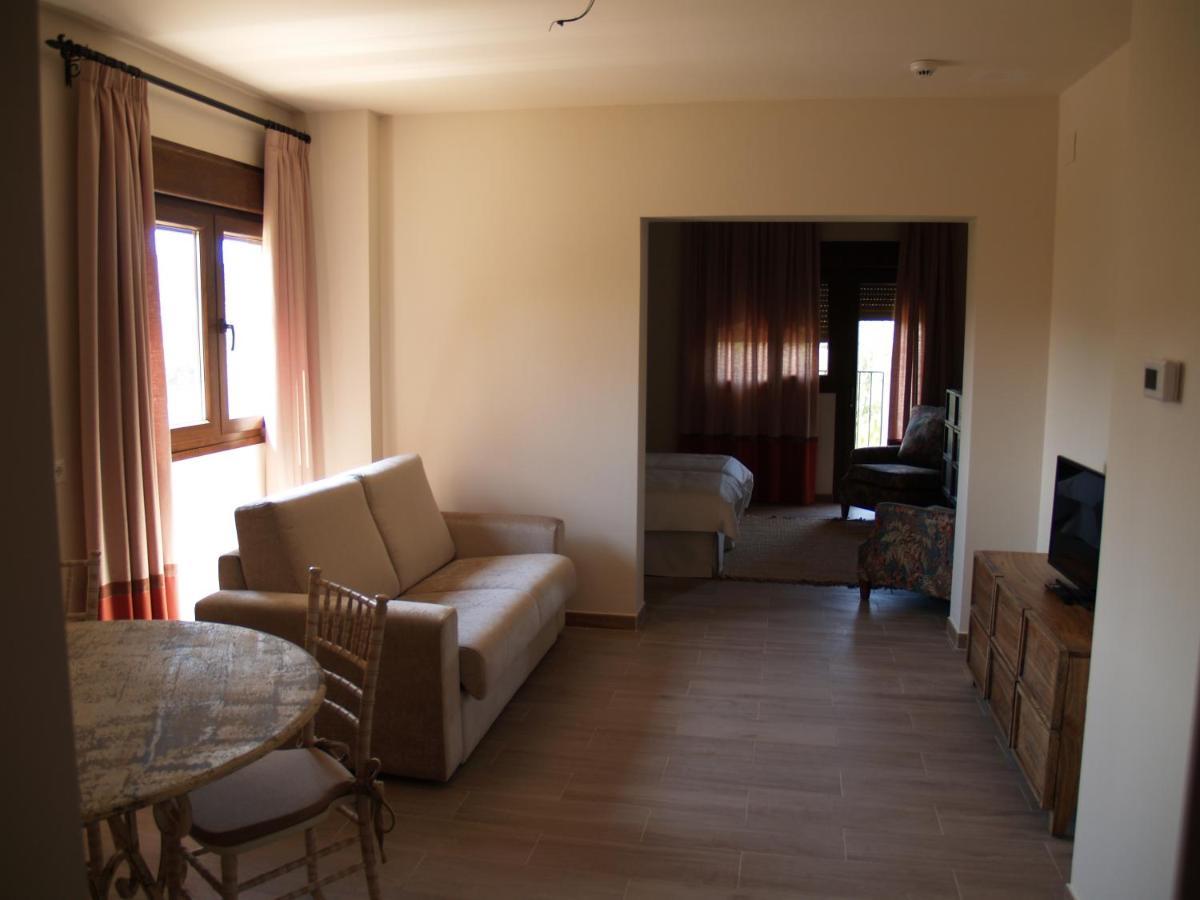 Hotel El Balcon De La Vega Pareja Zewnętrze zdjęcie