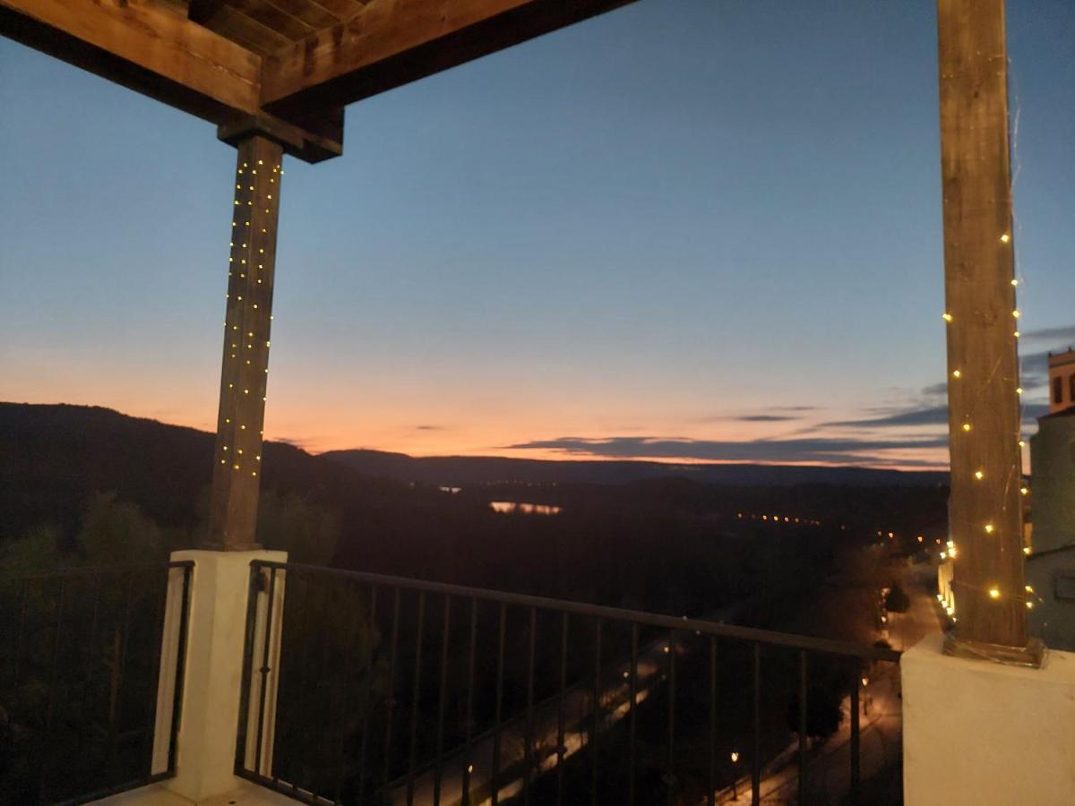 Hotel El Balcon De La Vega Pareja Zewnętrze zdjęcie