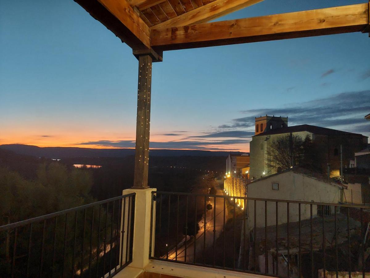 Hotel El Balcon De La Vega Pareja Zewnętrze zdjęcie